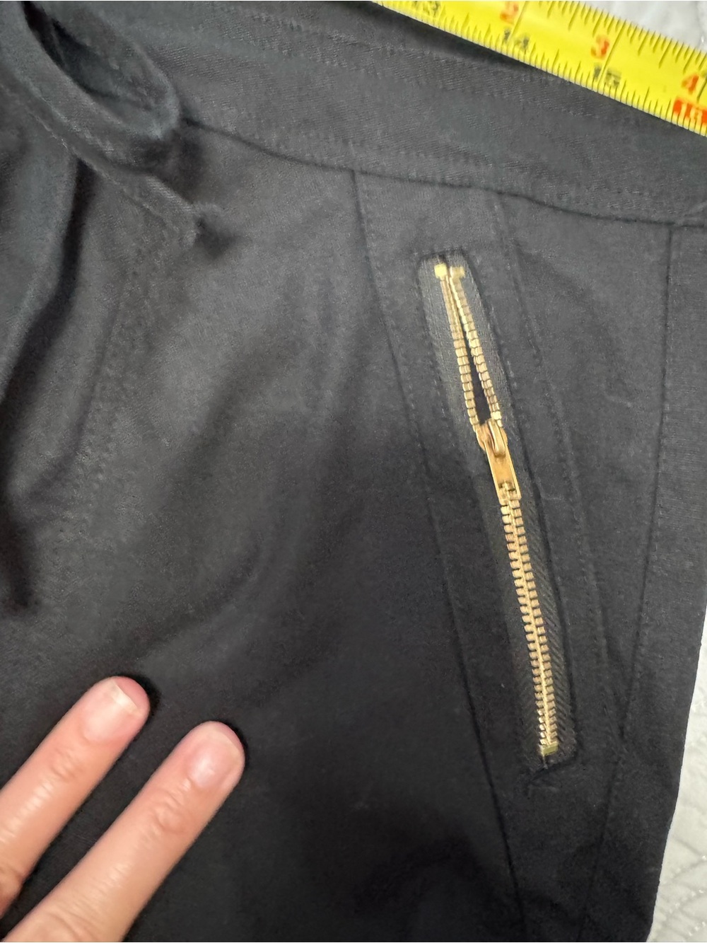 Black Linen Cargo Jogger Pants - Picture 3 of 6
